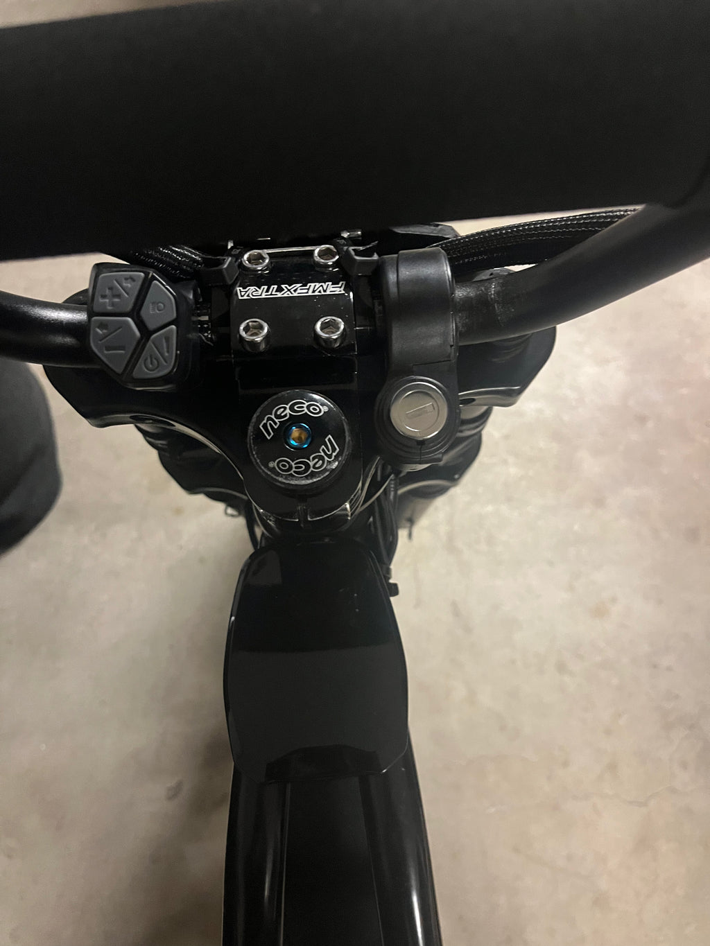 Surron throttle & V2 Key igntion Bundle